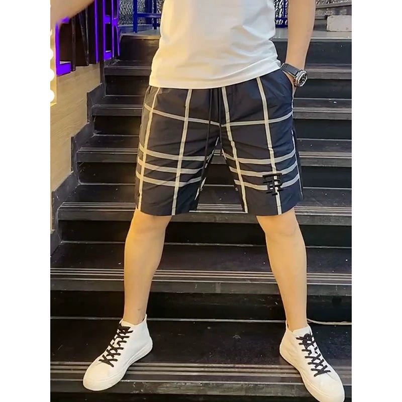 Outdoor Casual Stripes Color Matching Fashion Men Shorts